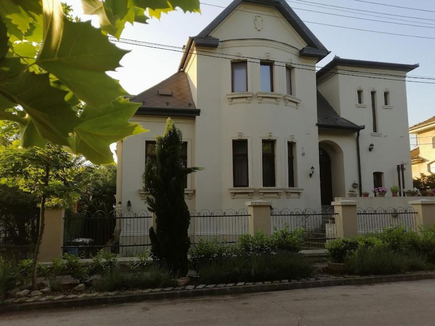 Kuria Extra Apartamento